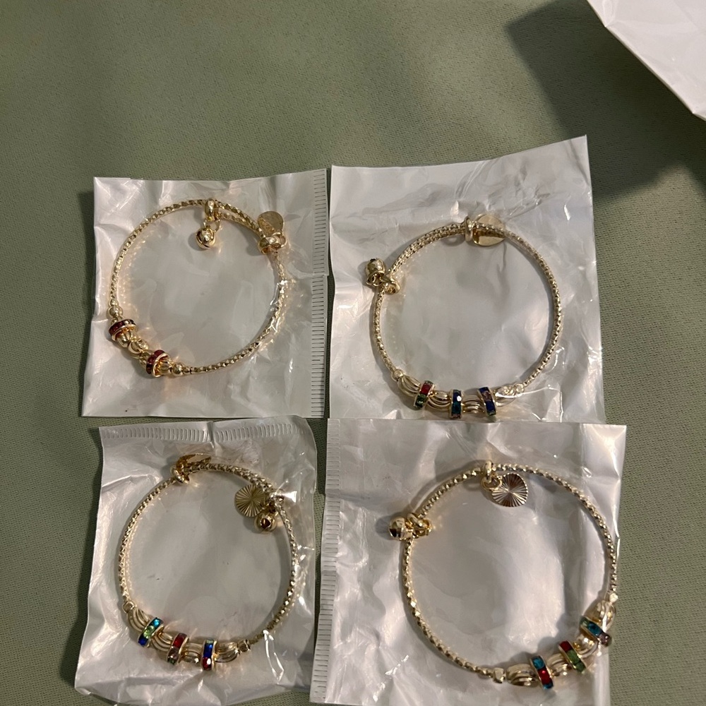 girls bracelet, beautiful 😍 love 💗